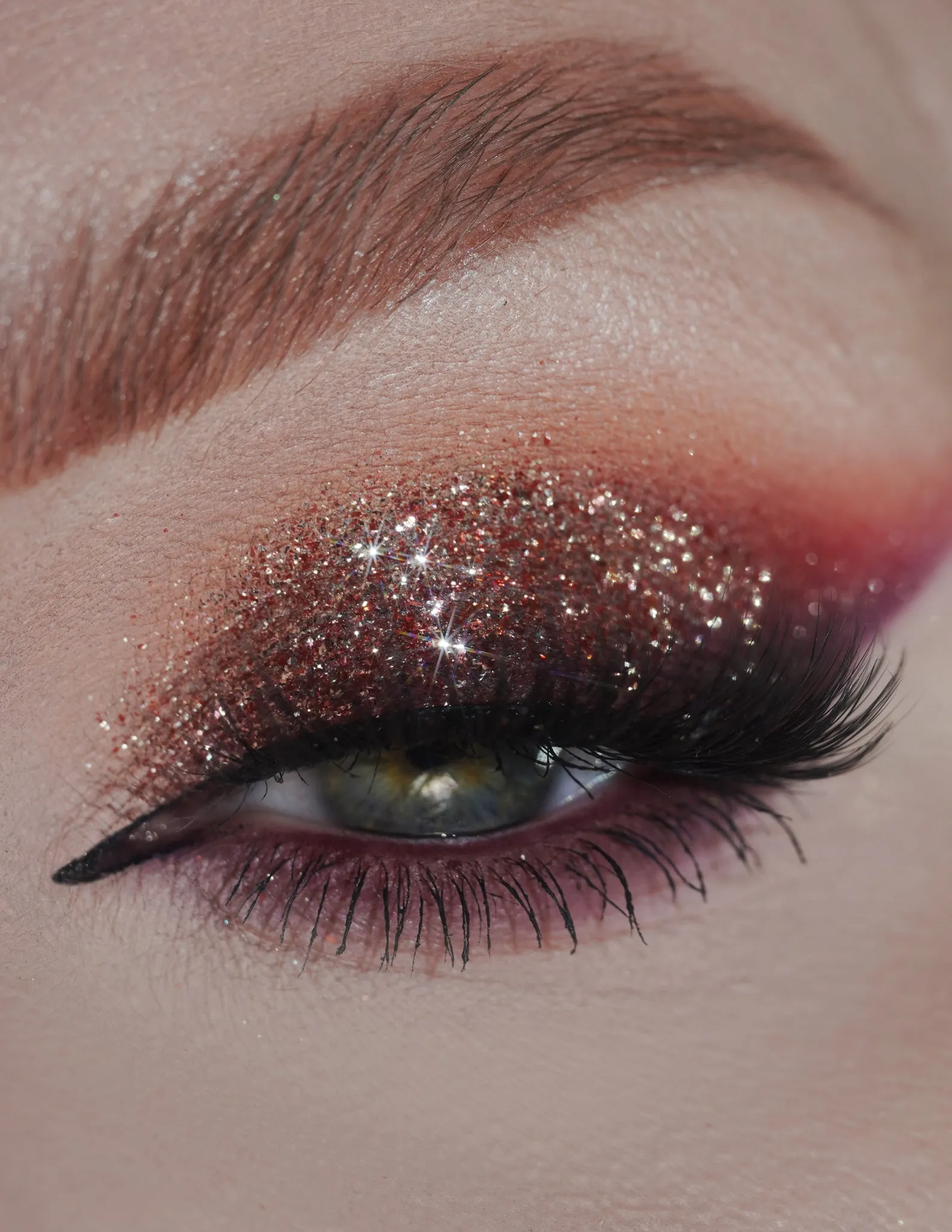 #09 Silver Red Eyeshadow Glitter