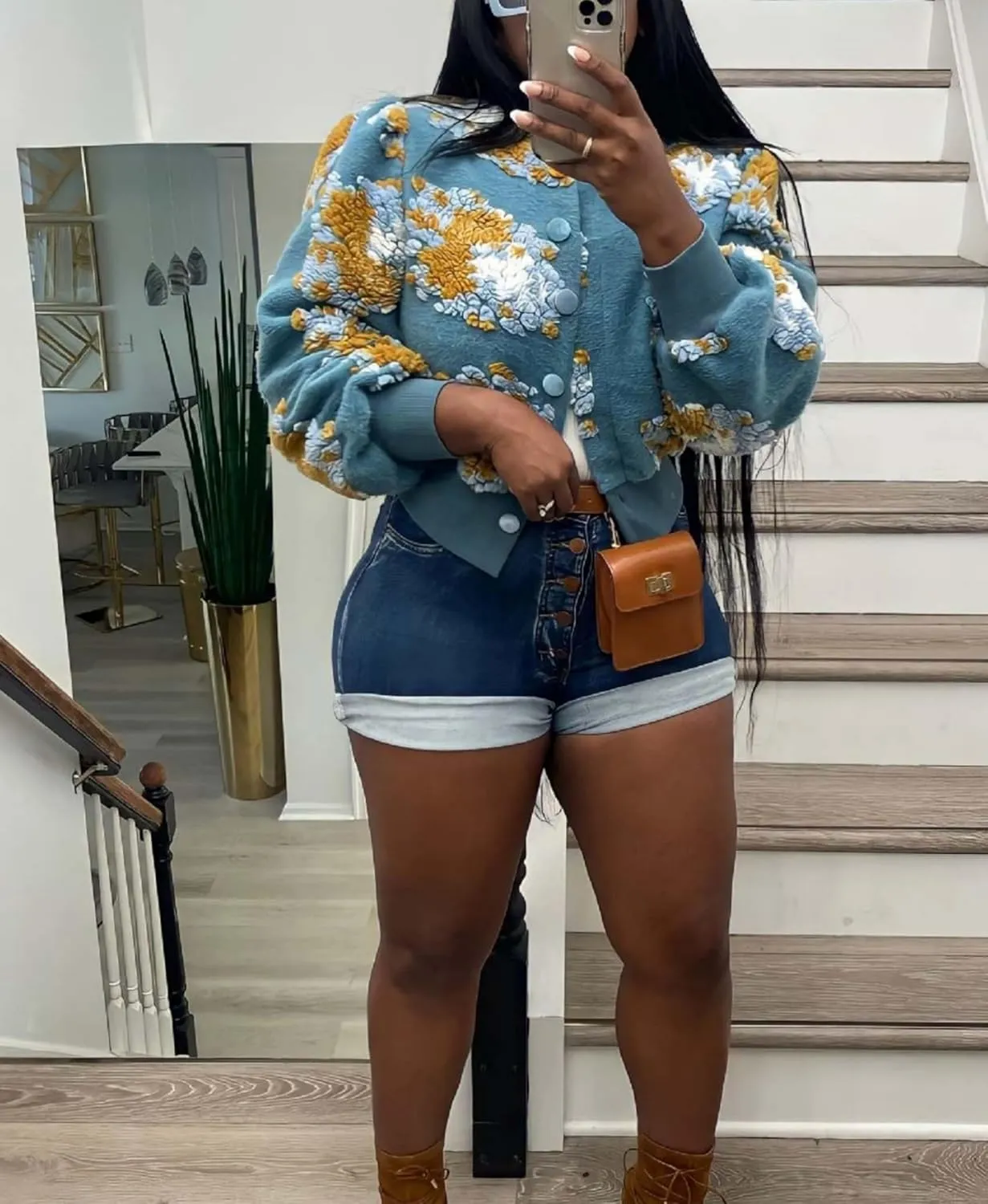 Aimiray Women's Cropped Floral Print Jacket Long Sleeve Fleece Warm Bomber Jacket Lightweight Button Varsity Coats