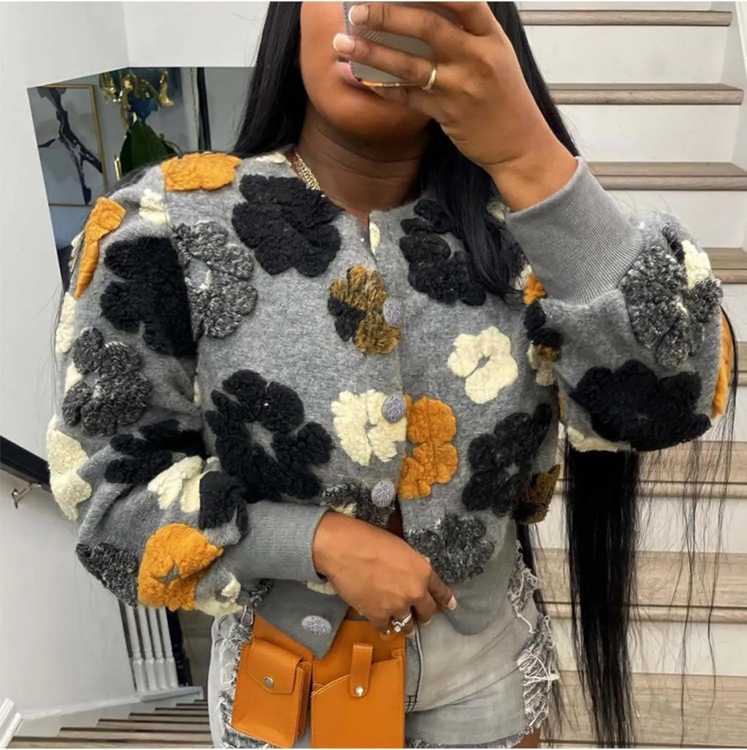 Aimiray Women's Cropped Floral Print Jacket Long Sleeve Fleece Warm Bomber Jacket Lightweight Button Varsity Coats