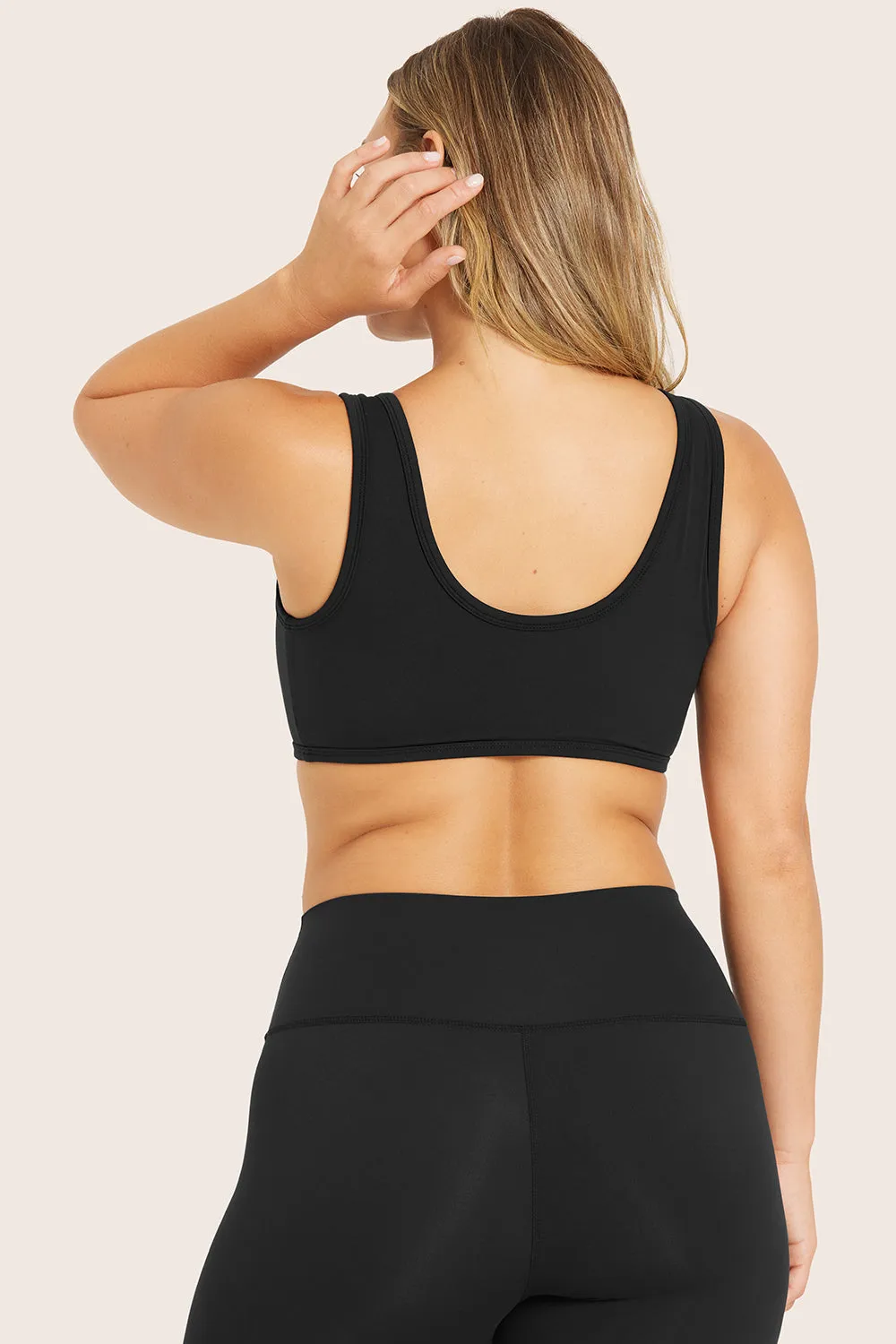 AIRLUXE™ BREATHE SCOOP BRA - ONYX