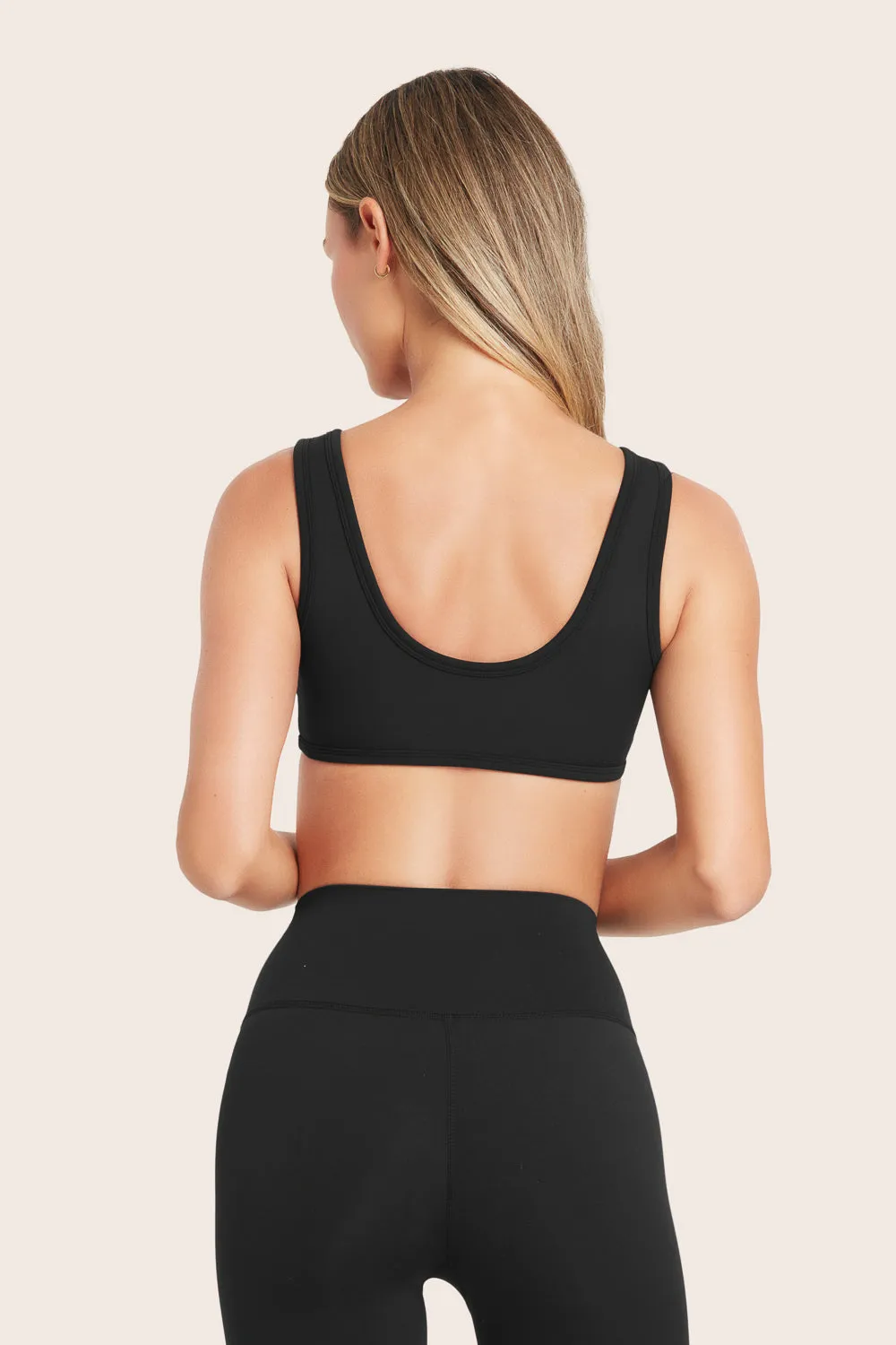 AIRLUXE™ BREATHE SCOOP BRA - ONYX