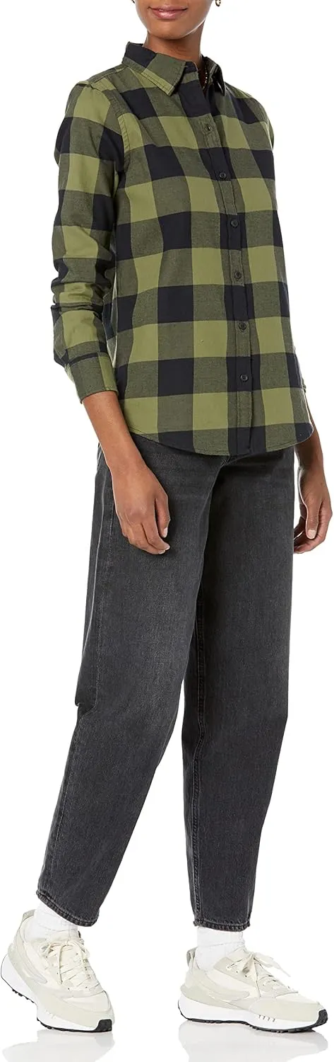 Amazon Essentials Women's Classic-Fit Long-Sleeve Lightweight Plaid Flannel Shirt