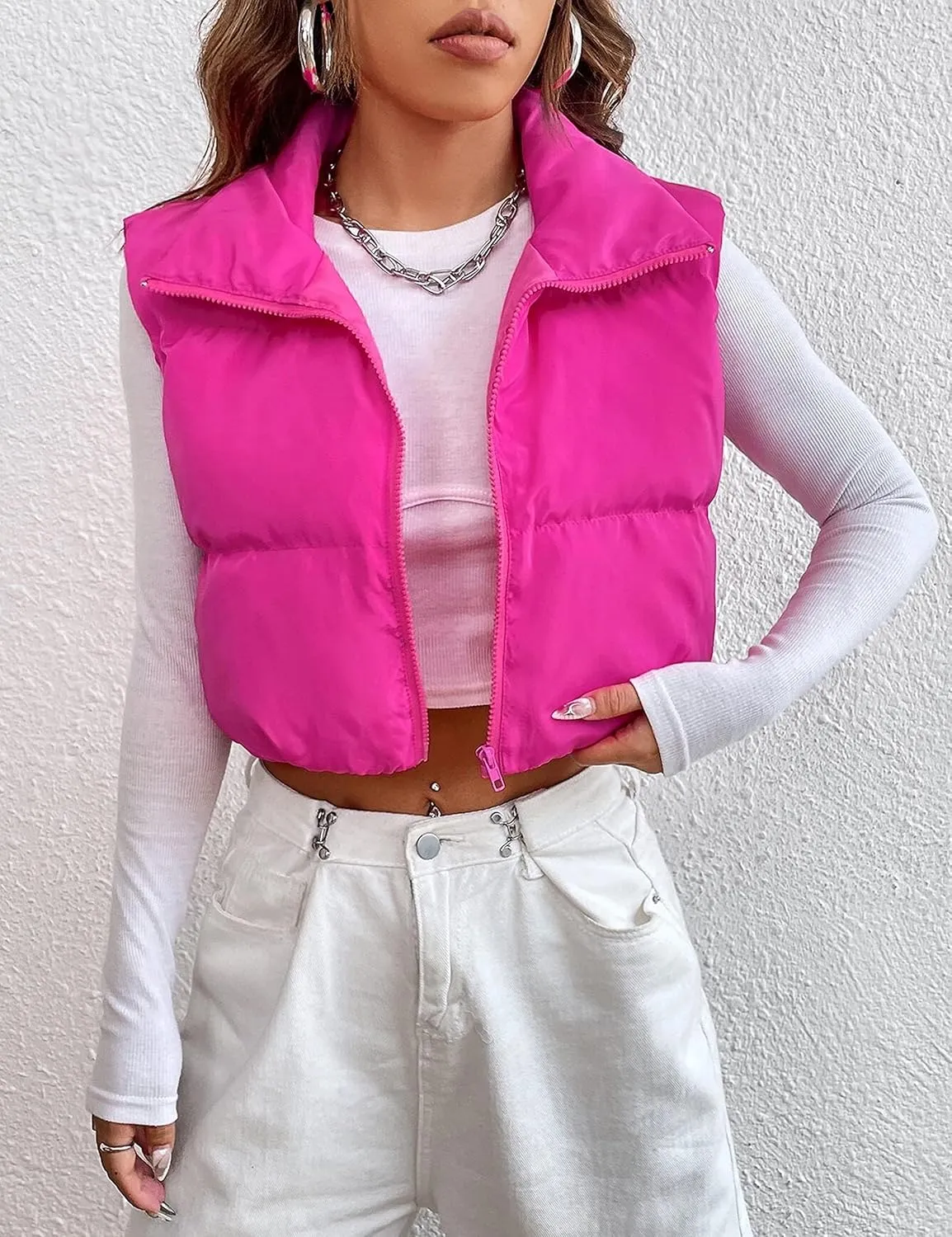 Daacee Women's Lightweight Winter Crop Puffer Vest Warm Sleeveless Zip Up Stand Collar Padded Gilet