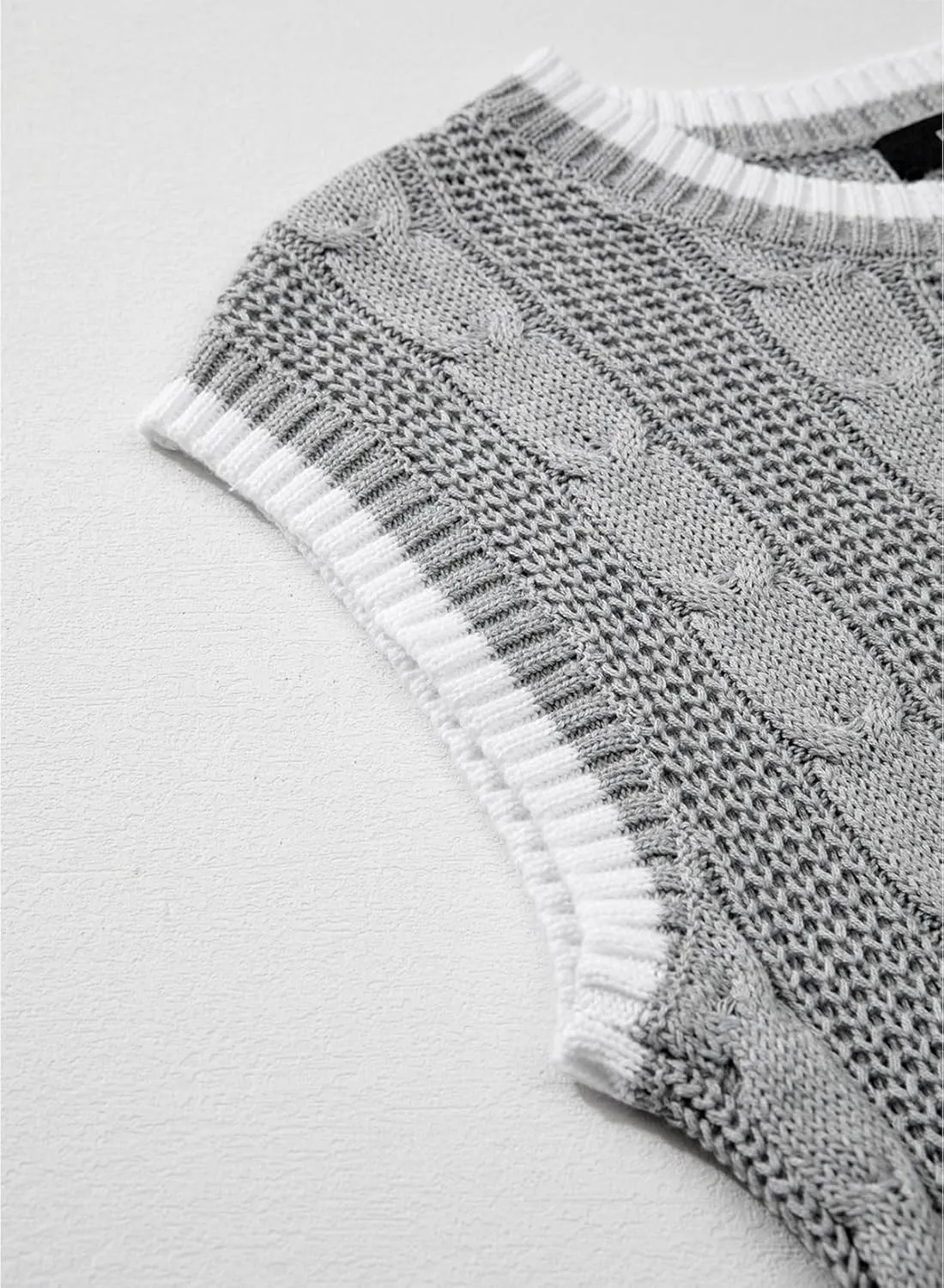 Dokotoo Tank Tops for Women Round Neck Cap Sleeve Color Block Cable Knit Womens Tank Tops Sweater Vest Women