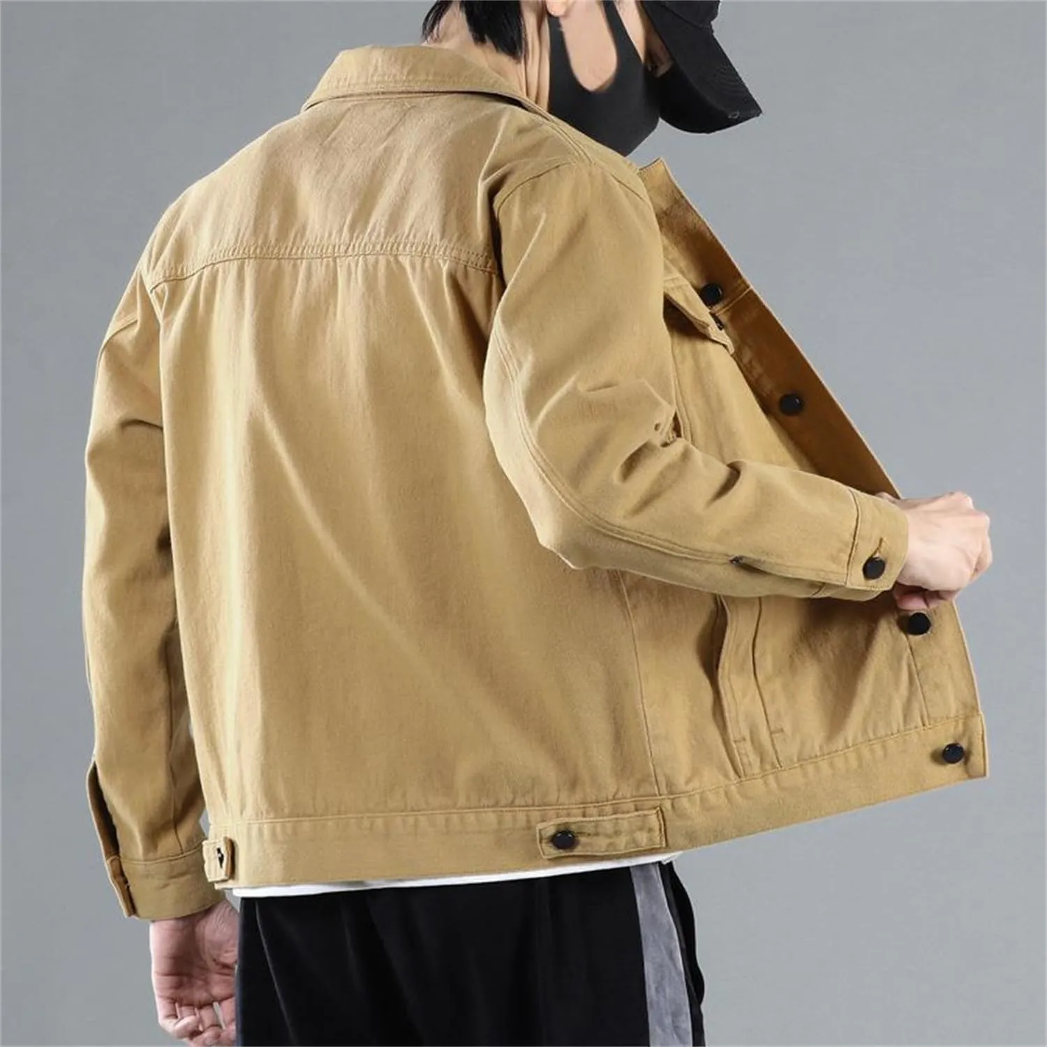 Men's Jean Jacket Casual Loose Fit Button Denim Trucker Jacket Coat with Multiple Pockets