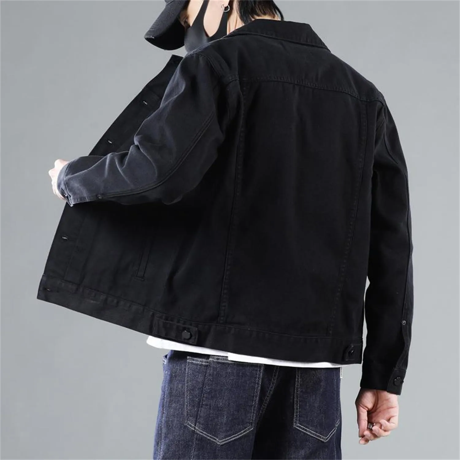 Men's Jean Jacket Casual Loose Fit Button Denim Trucker Jacket Coat with Multiple Pockets