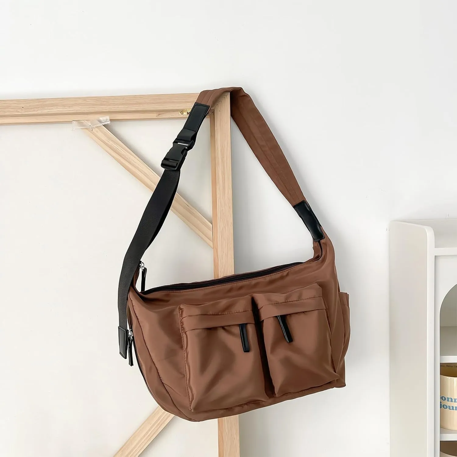 Messenger Bag for Women Large Hobo Nylon Crossbody Bag Multiple Pockets Shoulder Handbags