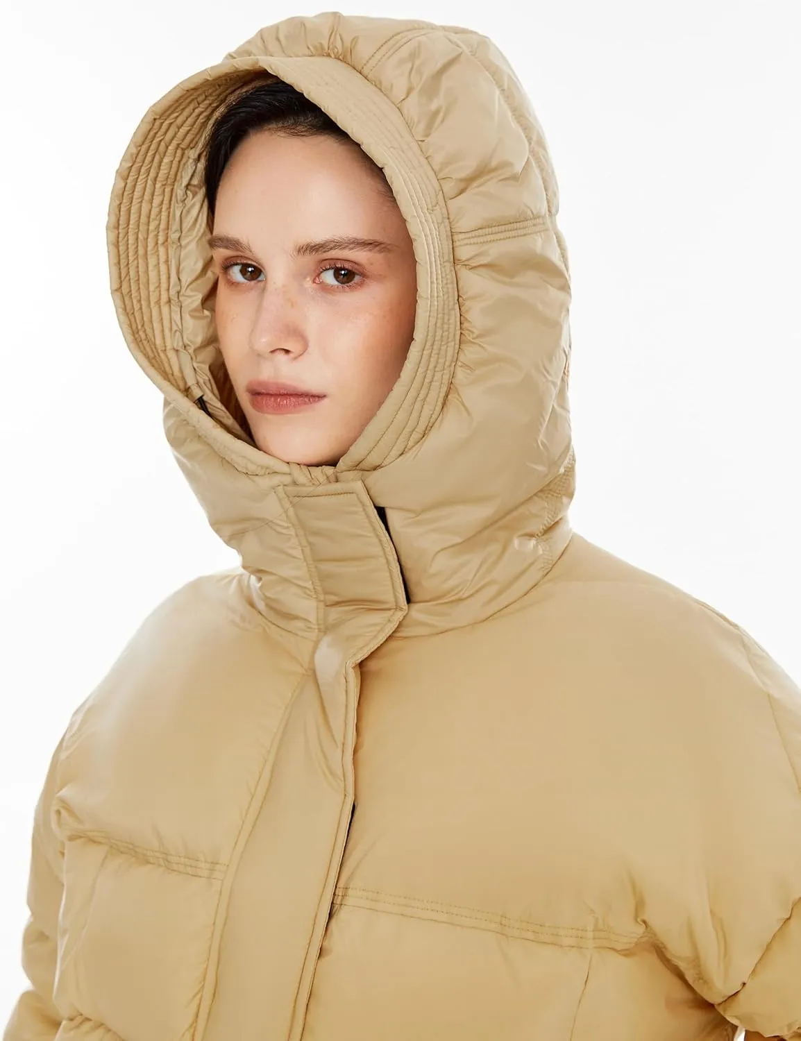 Orolay Women's Cropped Puffer Jacket Lightweight Winter Water-Resistant Down Coat with Hood