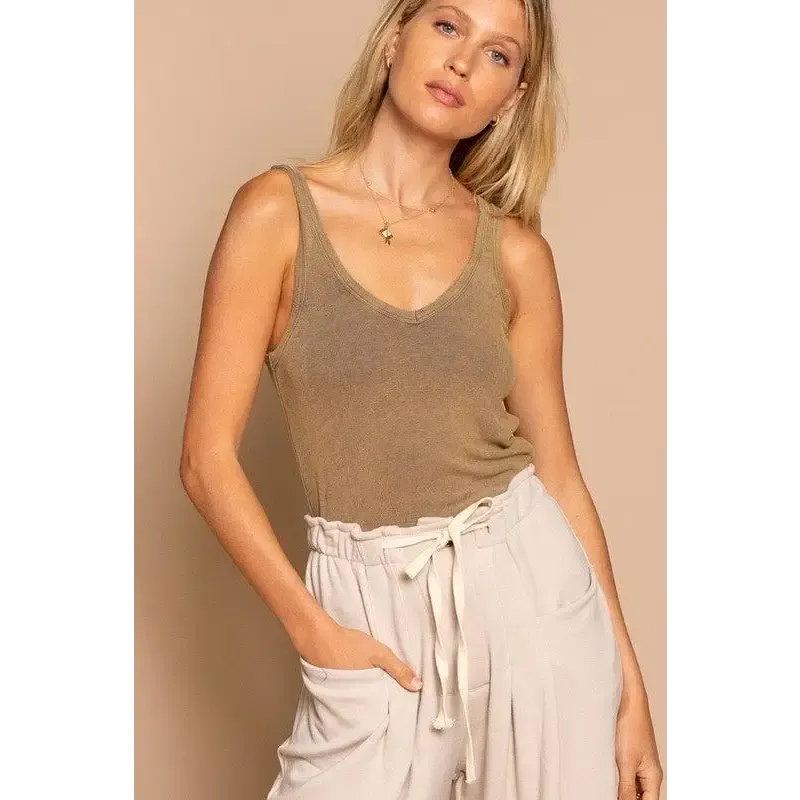 Sleeveless Relaxed Fit Tank Top
