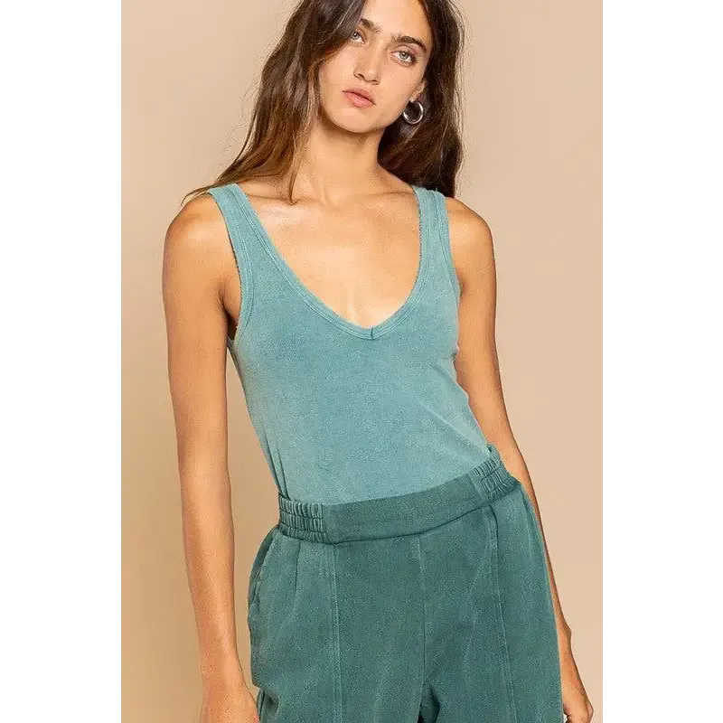 Sleeveless Relaxed Fit Tank Top