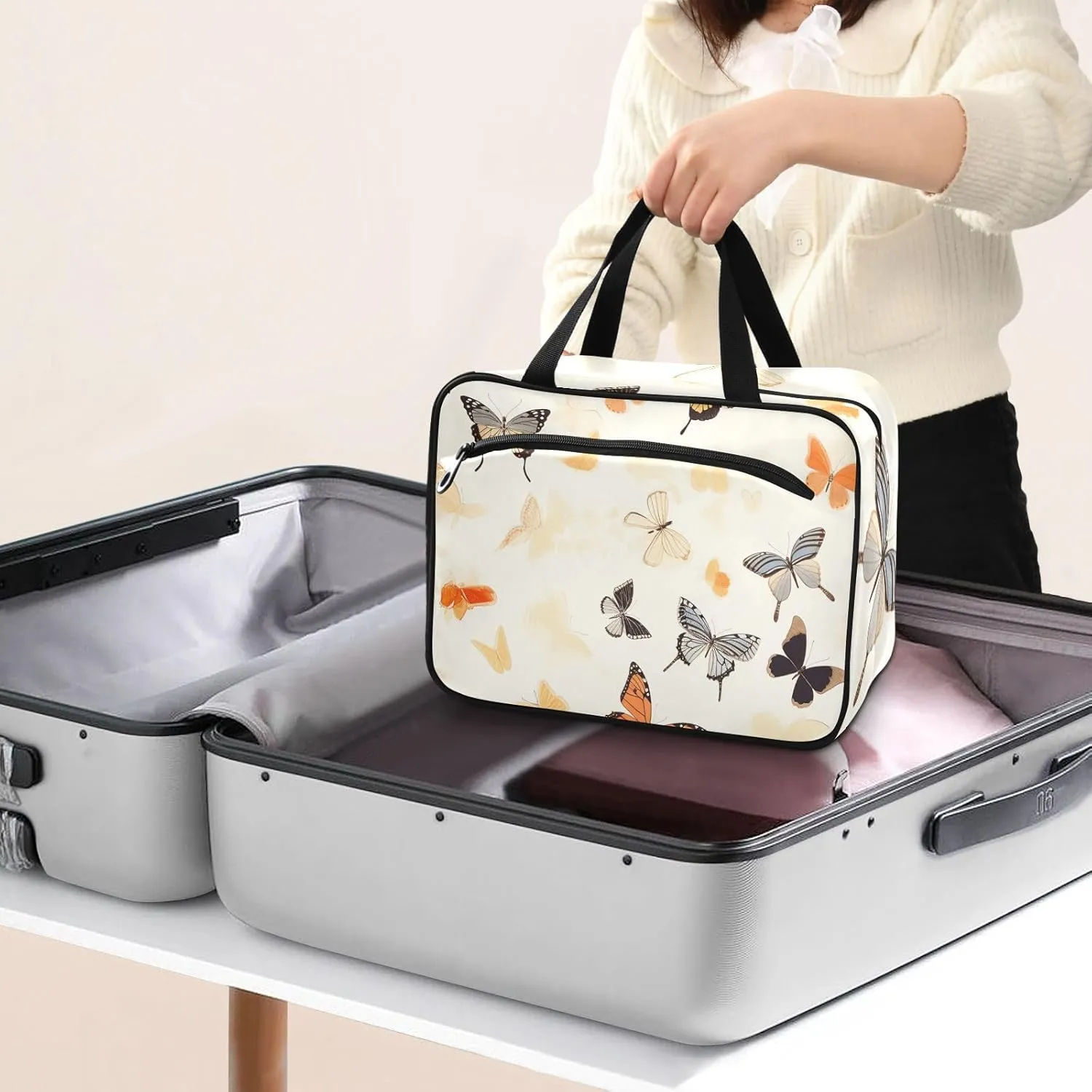 Toiletry Bag Cartoon Colorful Butterflies Hanging Makeup Organizer Water Resistant Cosmetic Bag