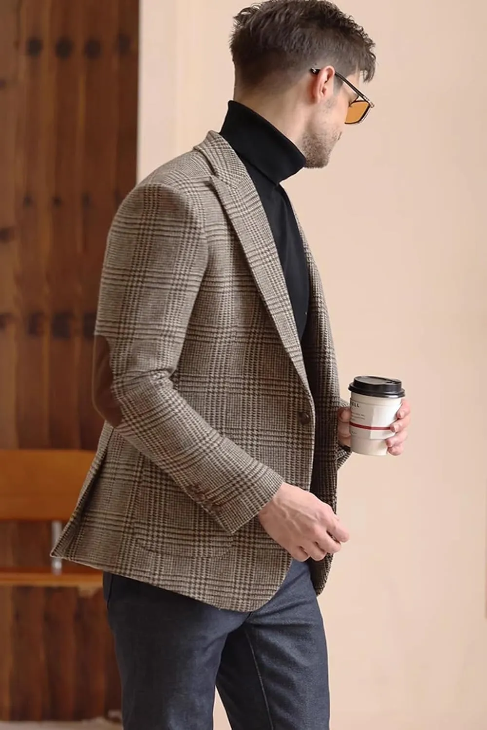VENNYNG Brown Men's Tweed Blazer Suit Jacket with Elbow Patches Single Breasted Male Short Vintage Trench Coat