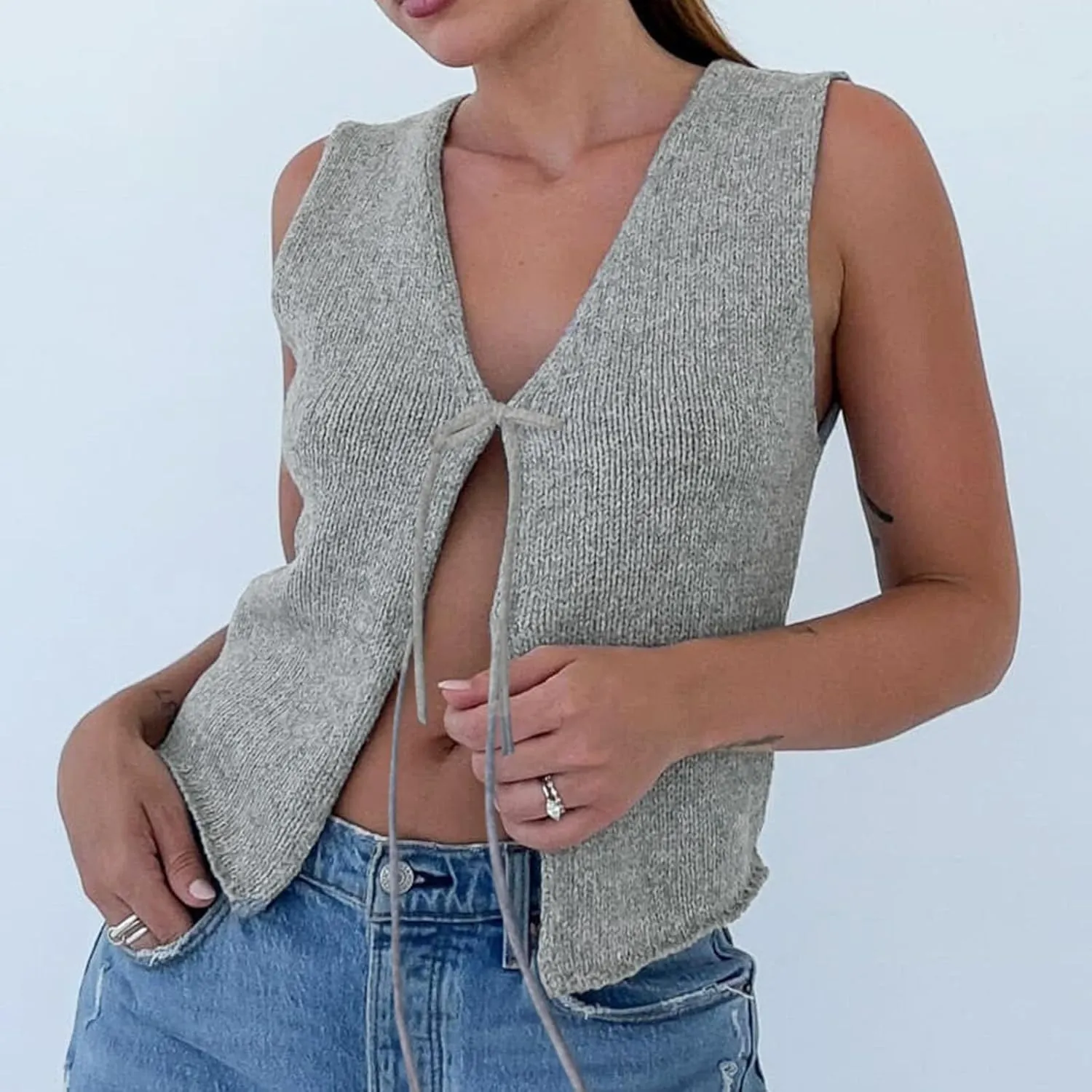 Women Tie Front Sweater Vest Top Sleeveless Y2k Knit V Neck Tank Tops Crochet Casual Going Out Tops Streetwear