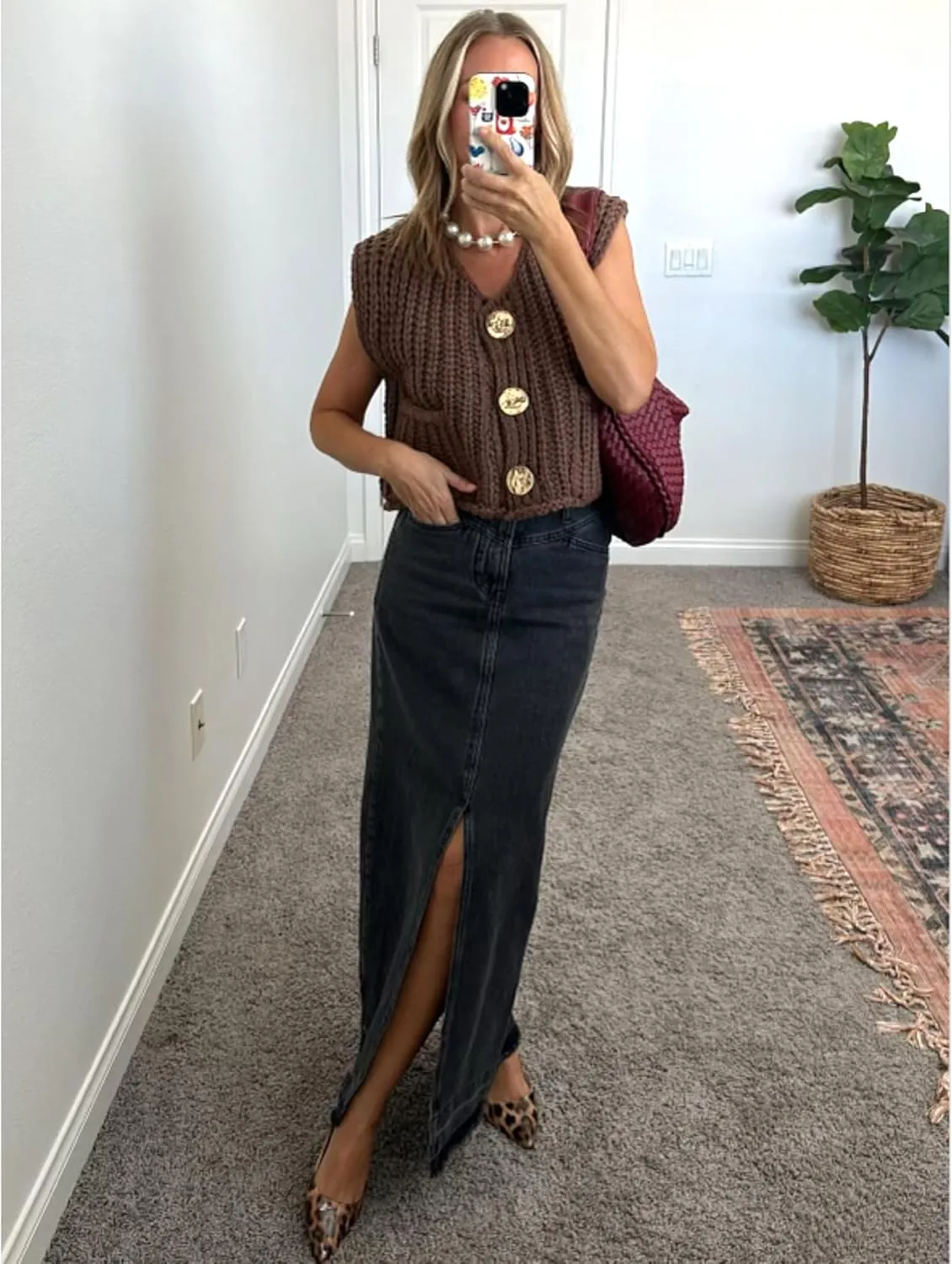 Womens Casual Chunky Knit Vest Gold Button Down Crop Crochet Sleeveless Sweater Vest