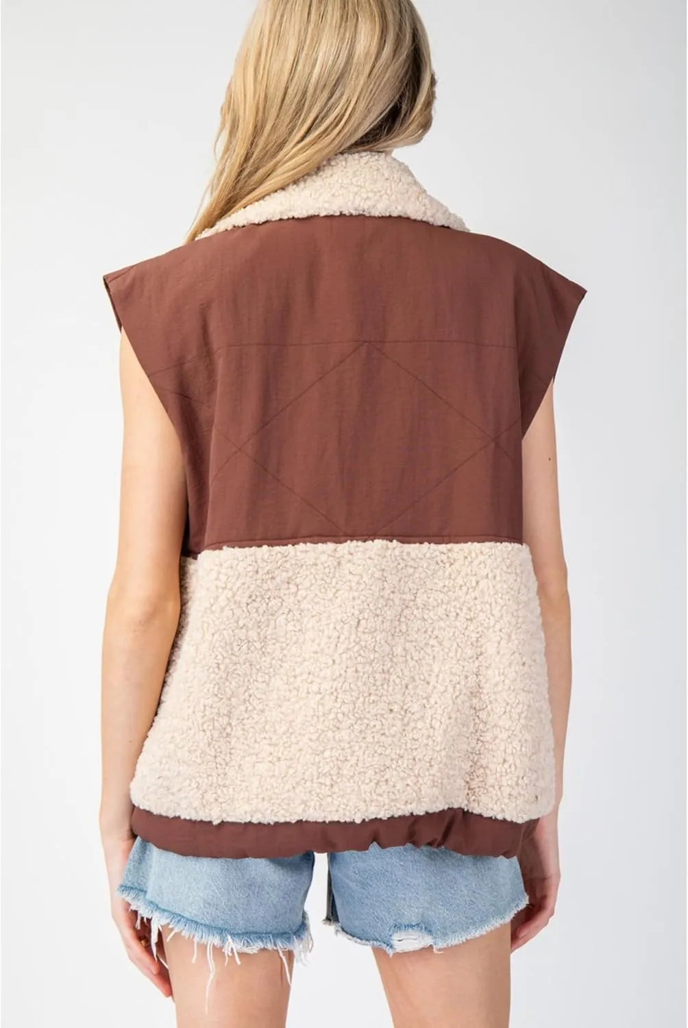 Womens Sherpa Fleece Contrast Puffer Vest Fuzzy Button Down Jackets Outerwear with Pockets